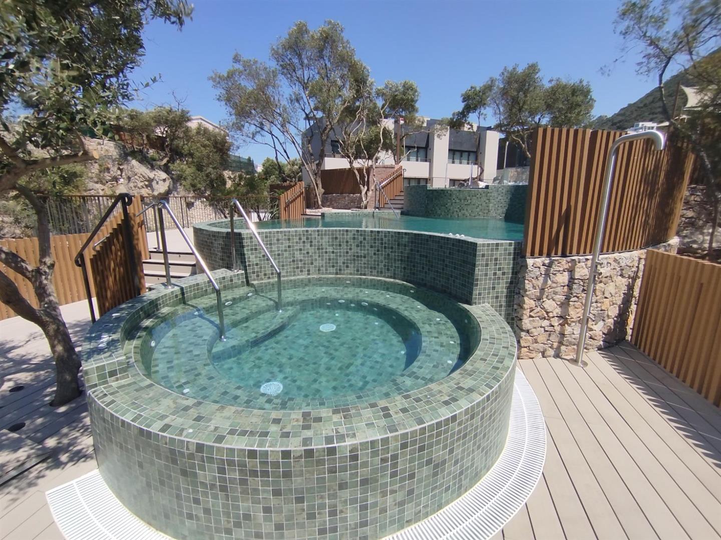 Image of House - 5 Bedrooms - 6 Bathrooms for Sale in North Gorge-Gibraltar, Image 20